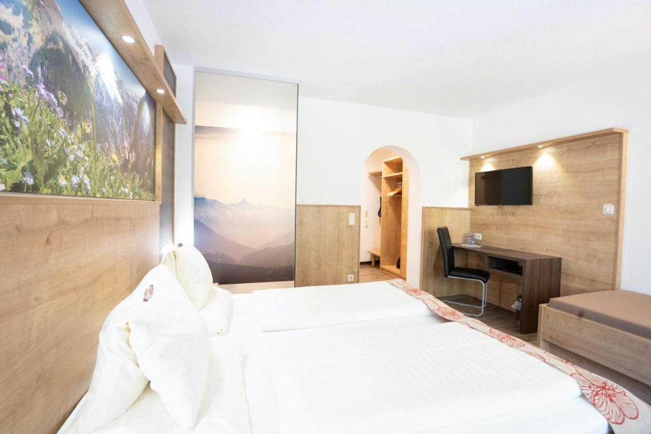 Hotel Gundolf Санкт-Леонгард-ім-Пітцталь Екстер'єр фото