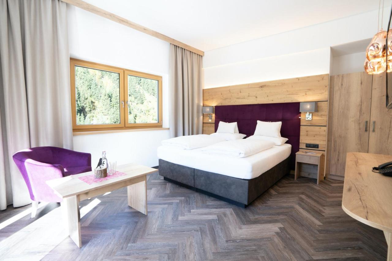 Hotel Gundolf Санкт-Леонгард-ім-Пітцталь Екстер'єр фото