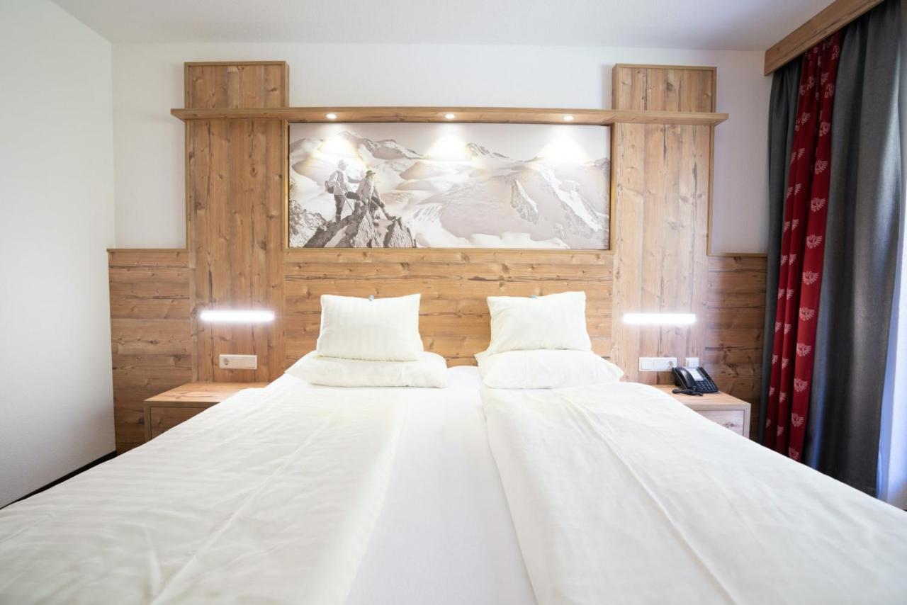 Hotel Gundolf Санкт-Леонгард-ім-Пітцталь Екстер'єр фото