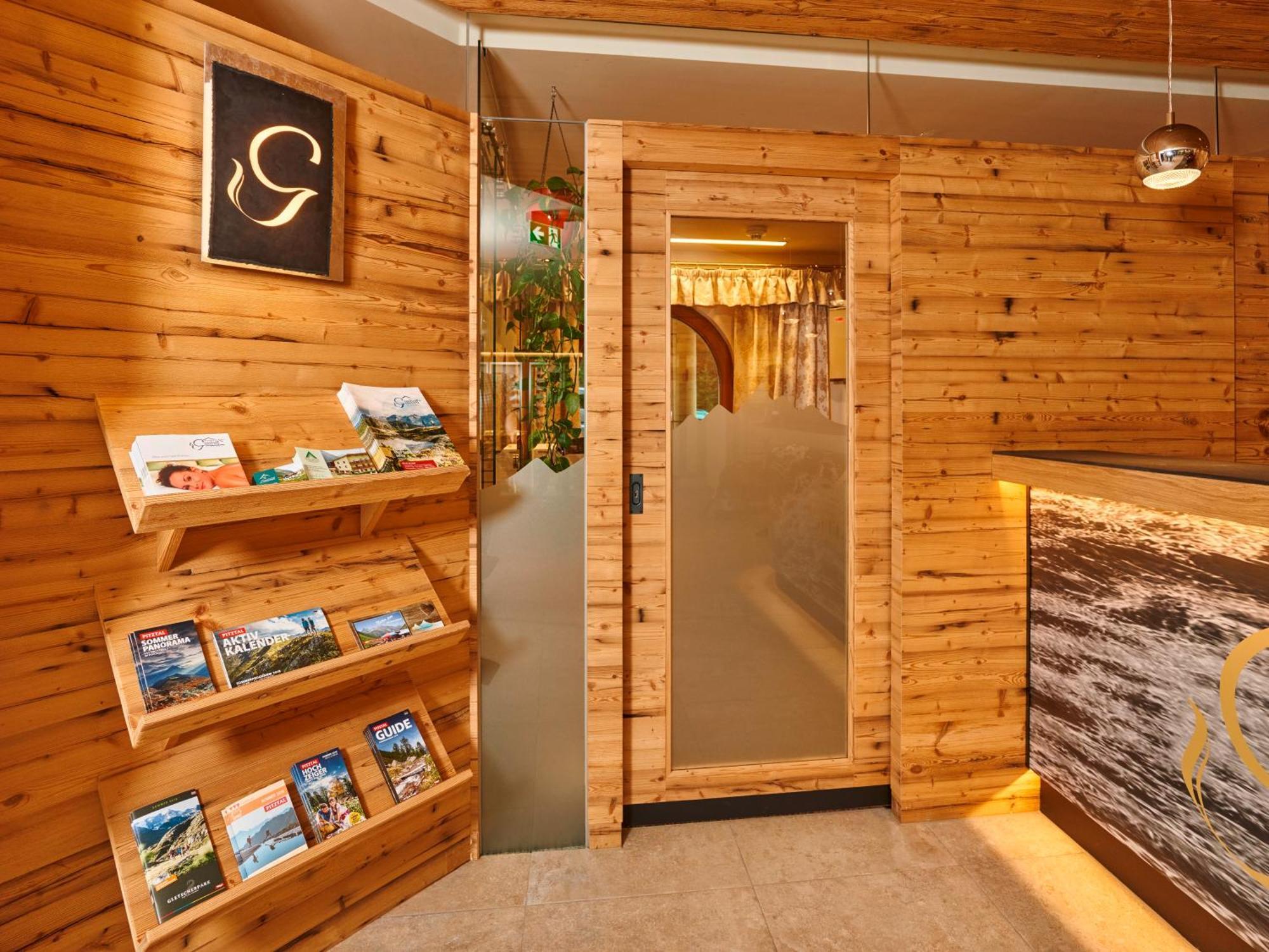 Hotel Gundolf Санкт-Леонгард-ім-Пітцталь Екстер'єр фото