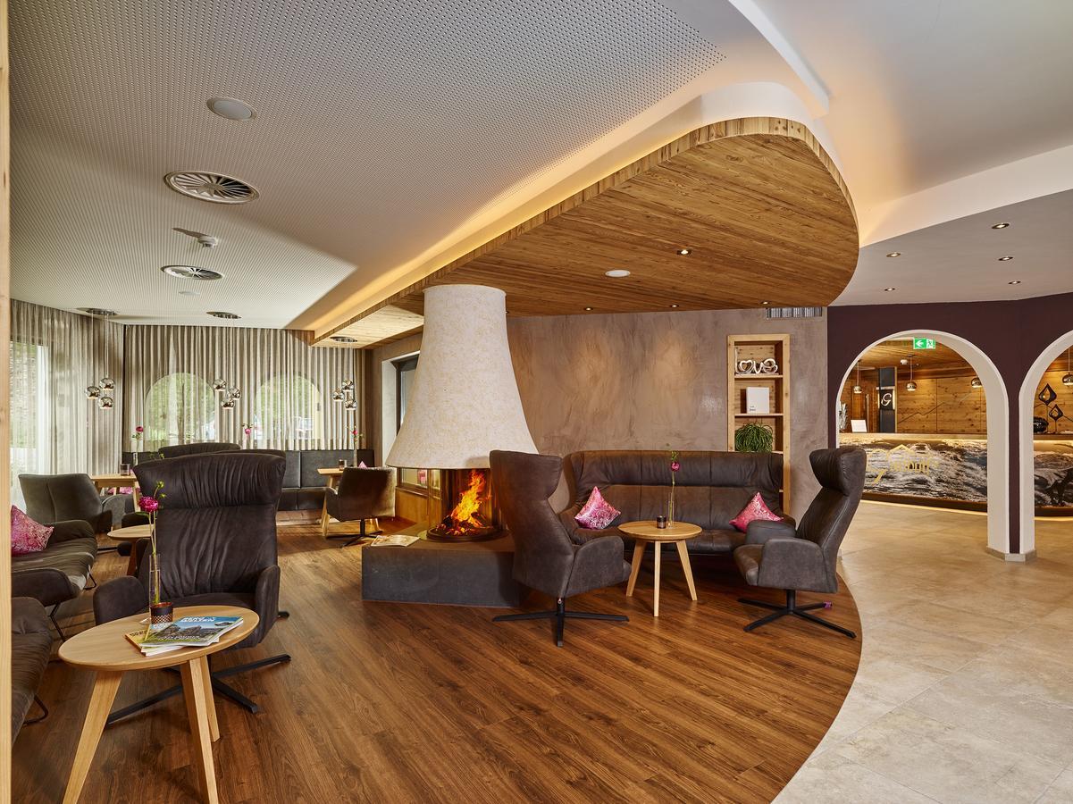 Hotel Gundolf Санкт-Леонгард-ім-Пітцталь Екстер'єр фото