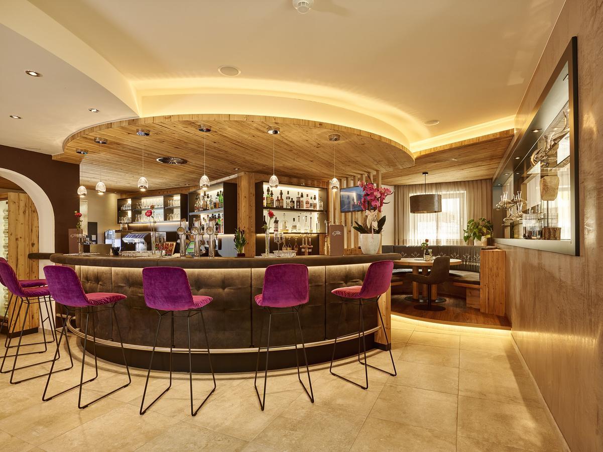 Hotel Gundolf Санкт-Леонгард-ім-Пітцталь Екстер'єр фото
